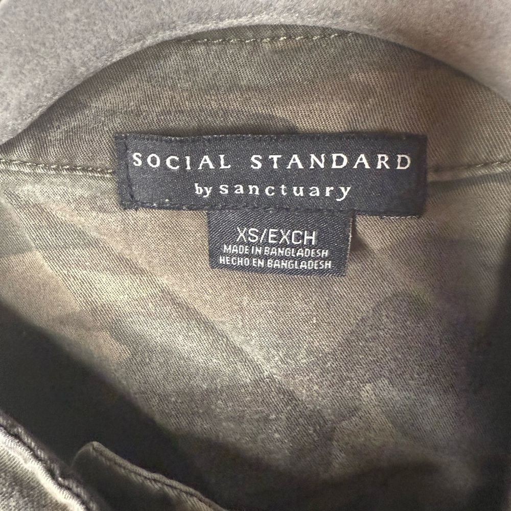 Social Standard by Sanctuary Green Camo Military Snap Jacket Size XS GUC - Picture 4 of 8